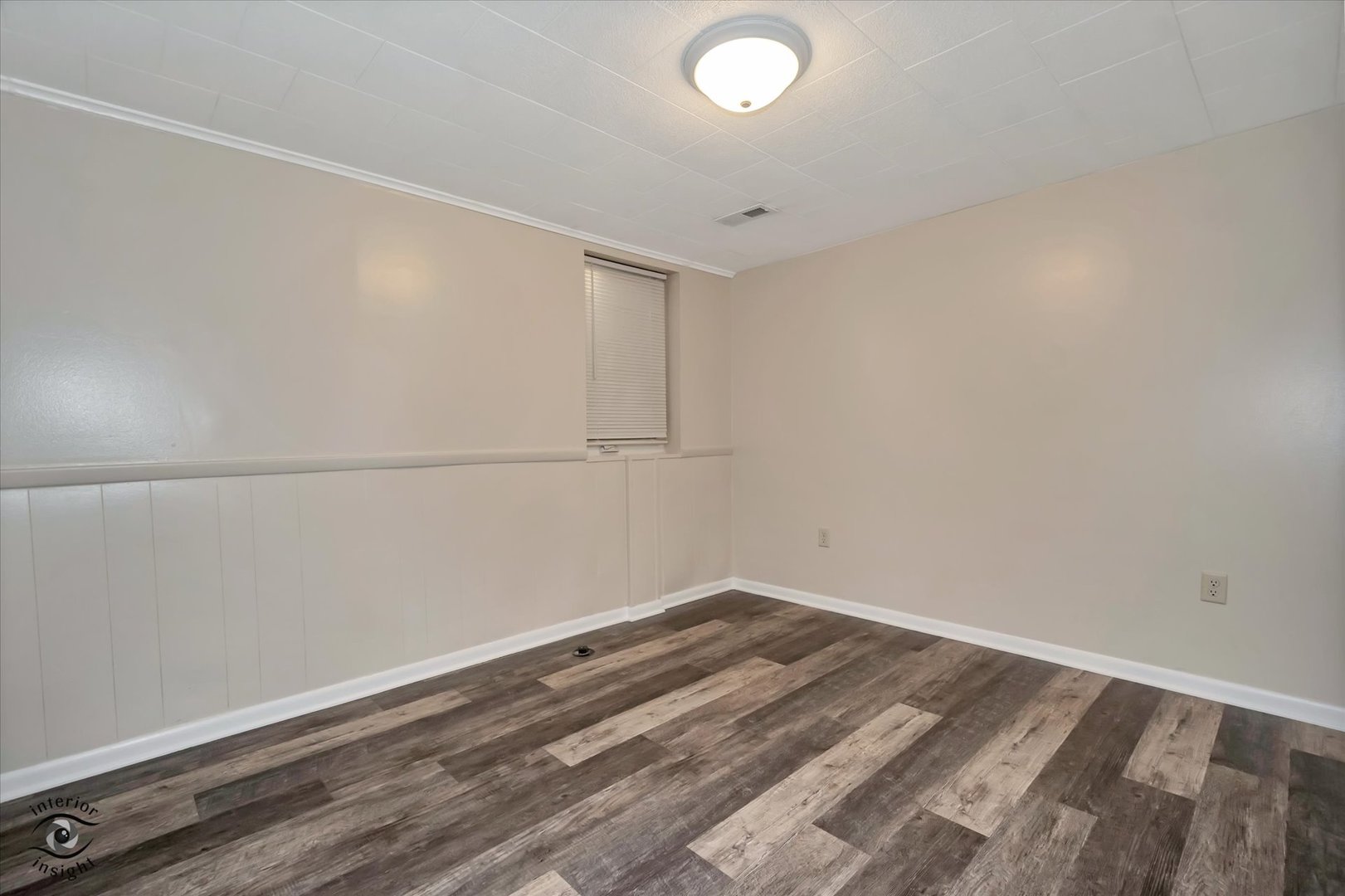 644 S Calumet Avenue Property Photo 19
