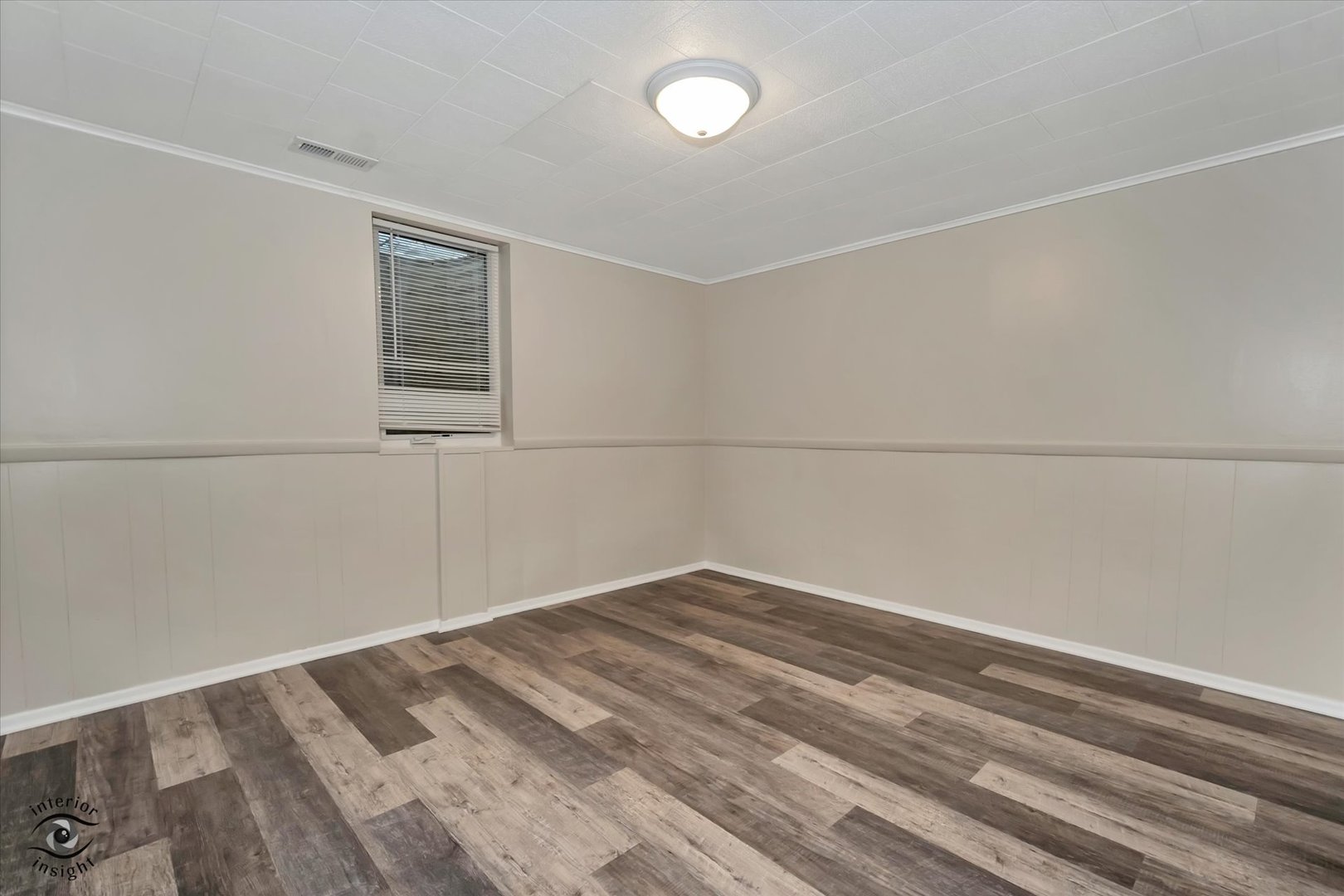 644 S Calumet Avenue Property Photo 21