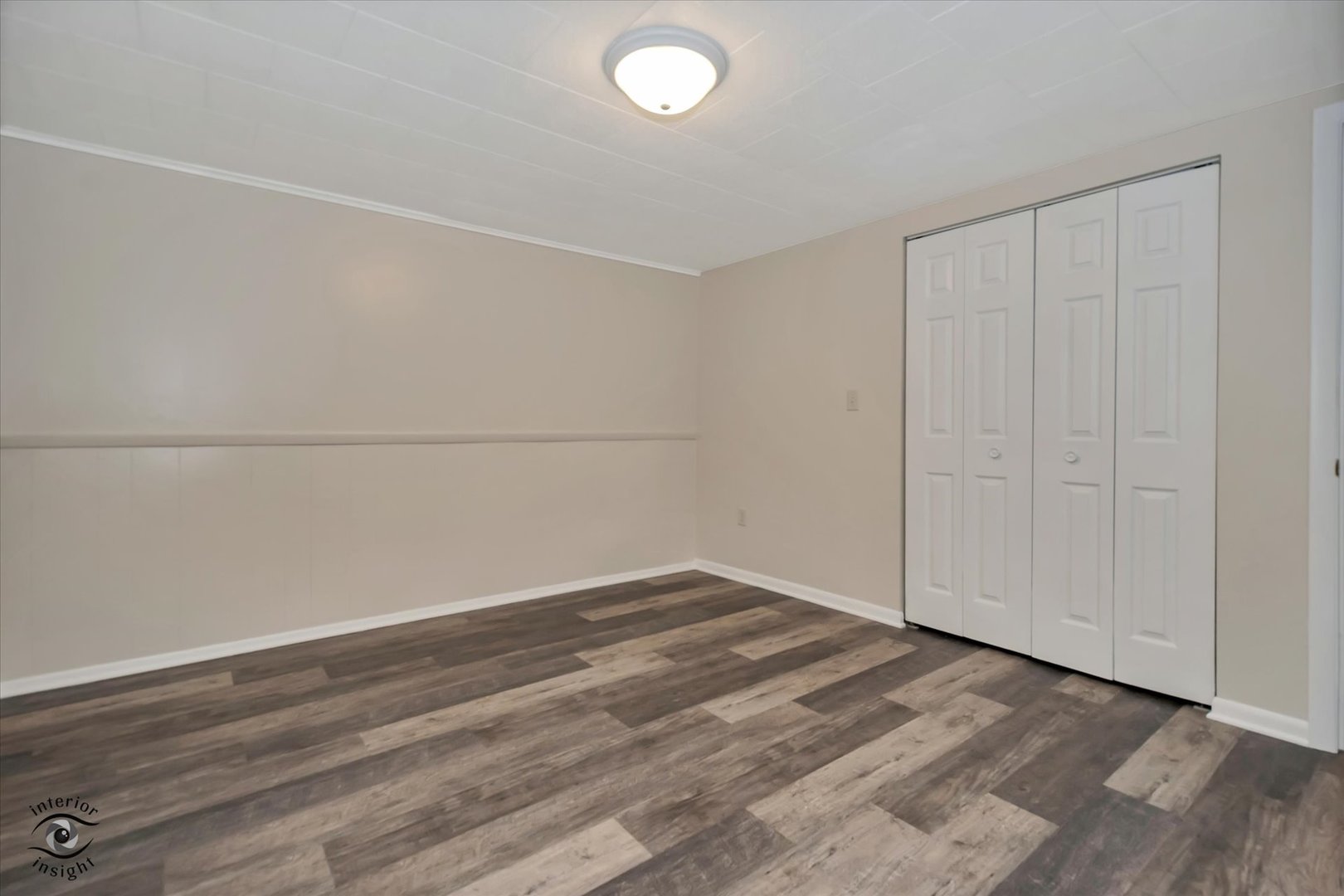 644 S Calumet Avenue Property Photo 22