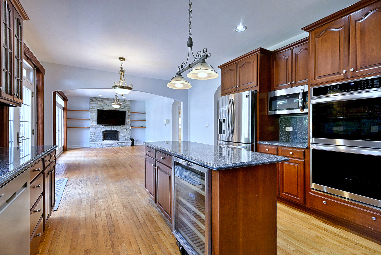 1908 S Harrison Street Property Photo 25