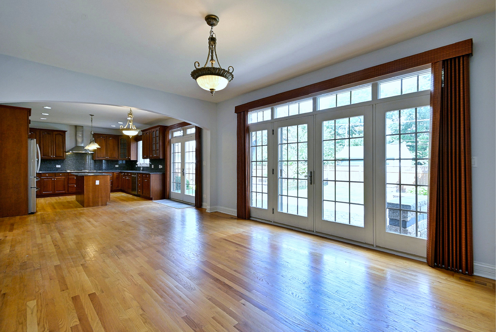 1908 S Harrison Street Property Photo 29