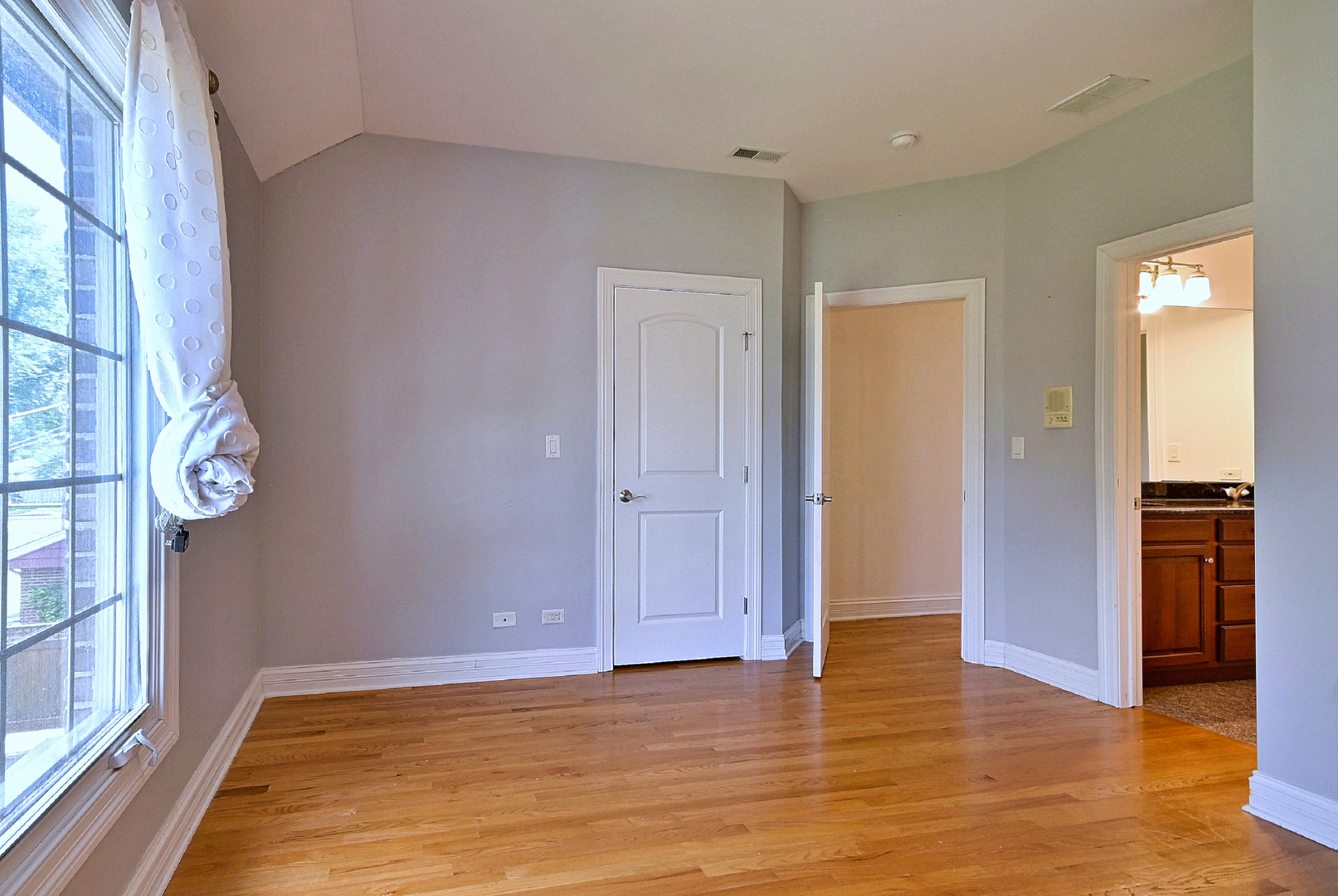 1908 S Harrison Street Property Photo 43