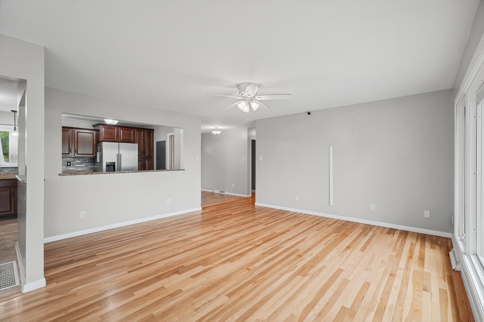 702 Wilson Avenue Property Photo 4