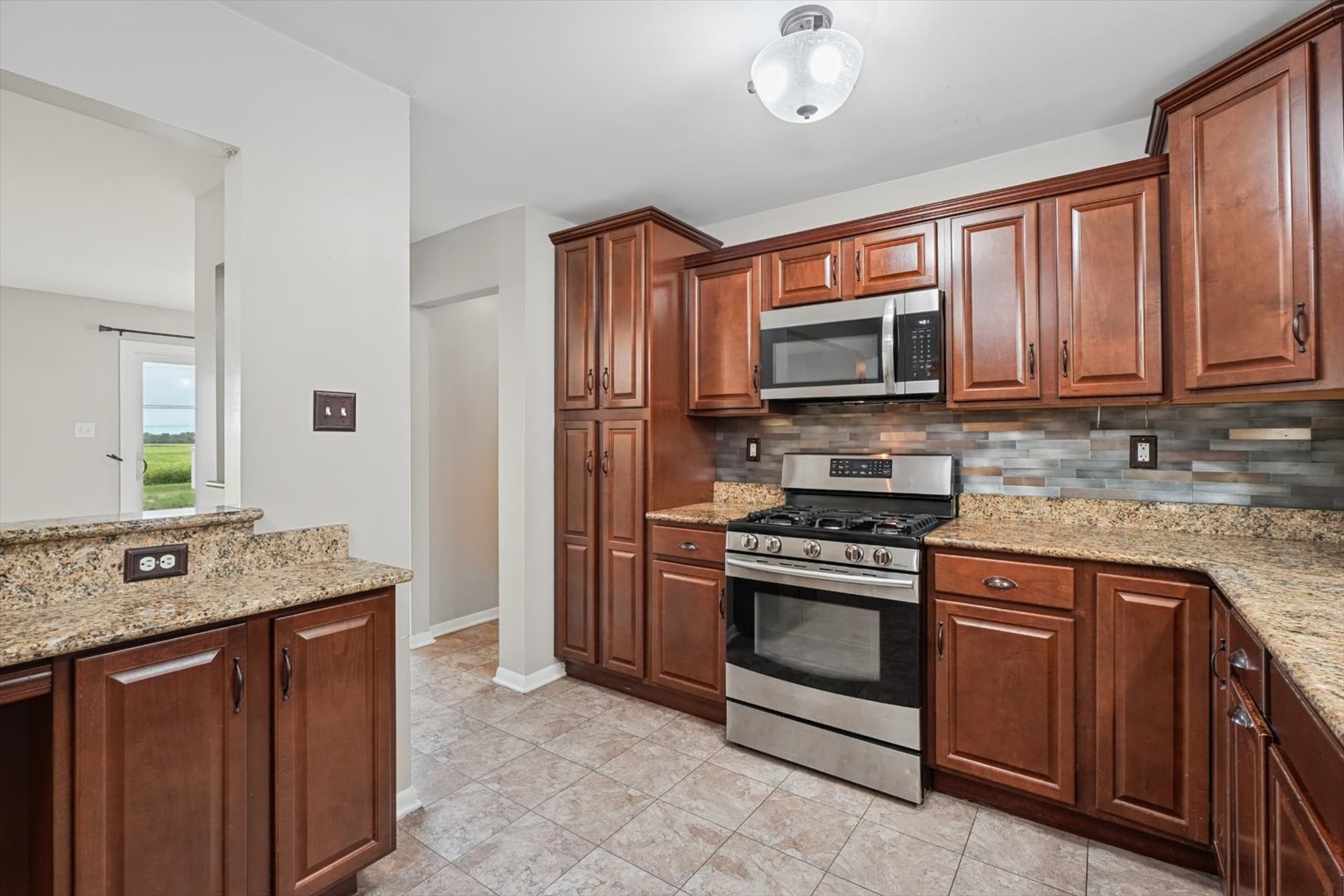 702 Wilson Avenue Property Photo 10