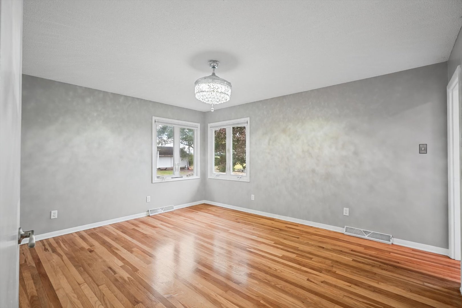 702 Wilson Avenue Property Photo 13