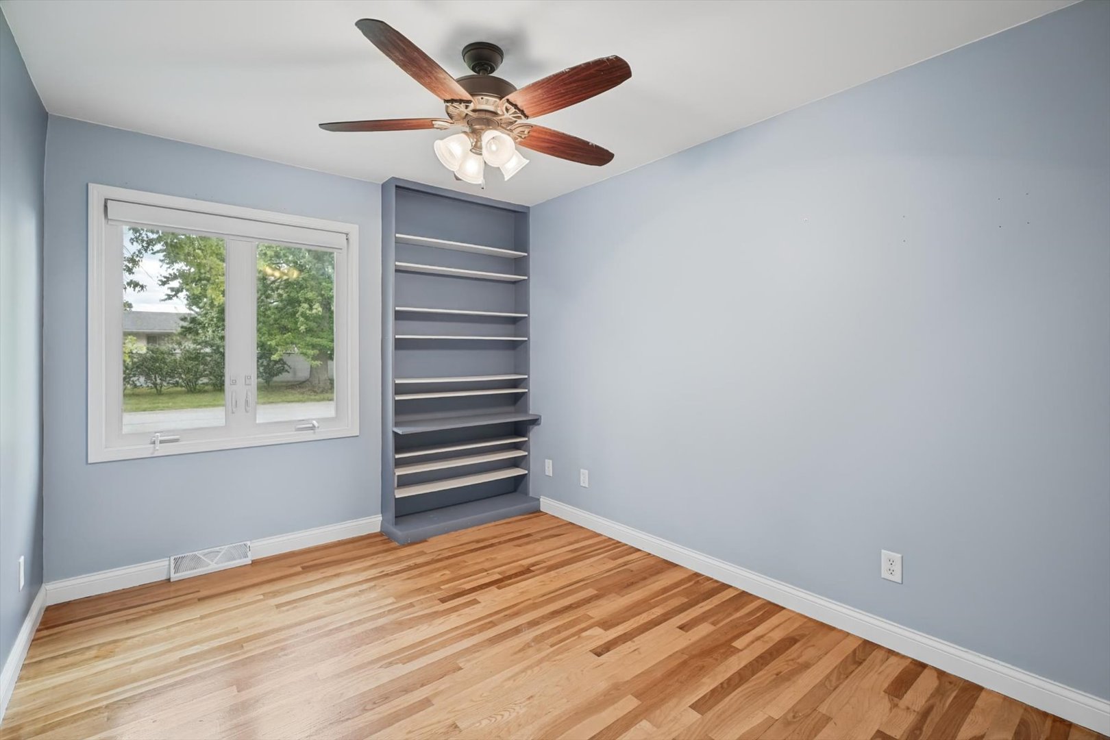 702 Wilson Avenue Property Photo 17