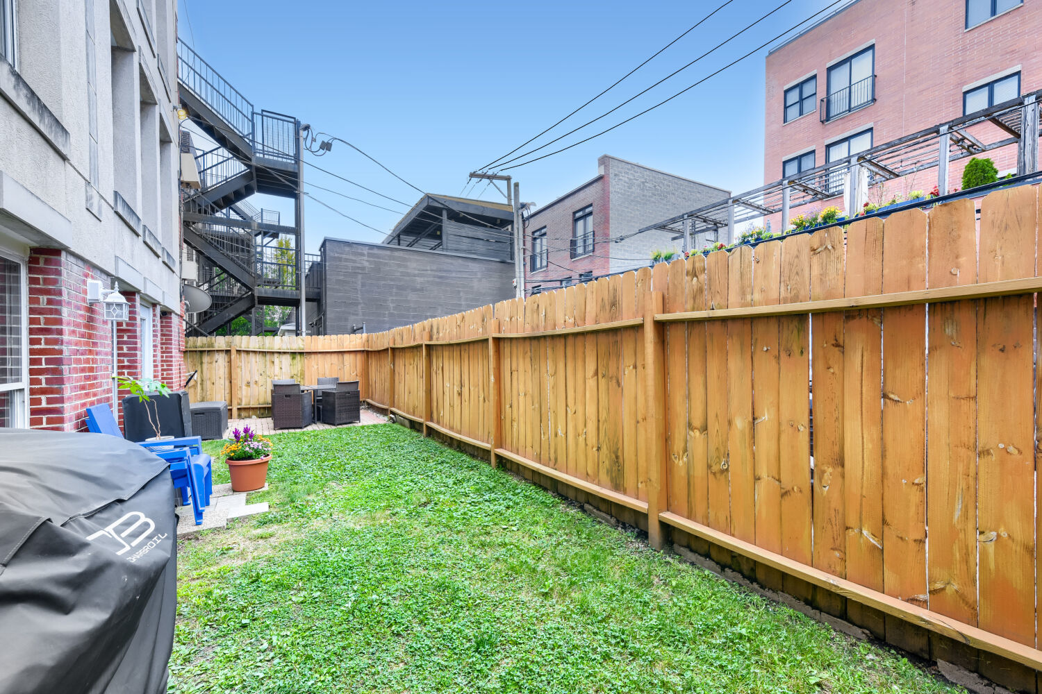 2660 N Bosworth Avenue 1nw Property Photo 25