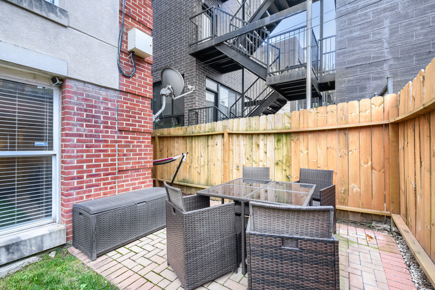 2660 N Bosworth Avenue 1nw Property Photo 27