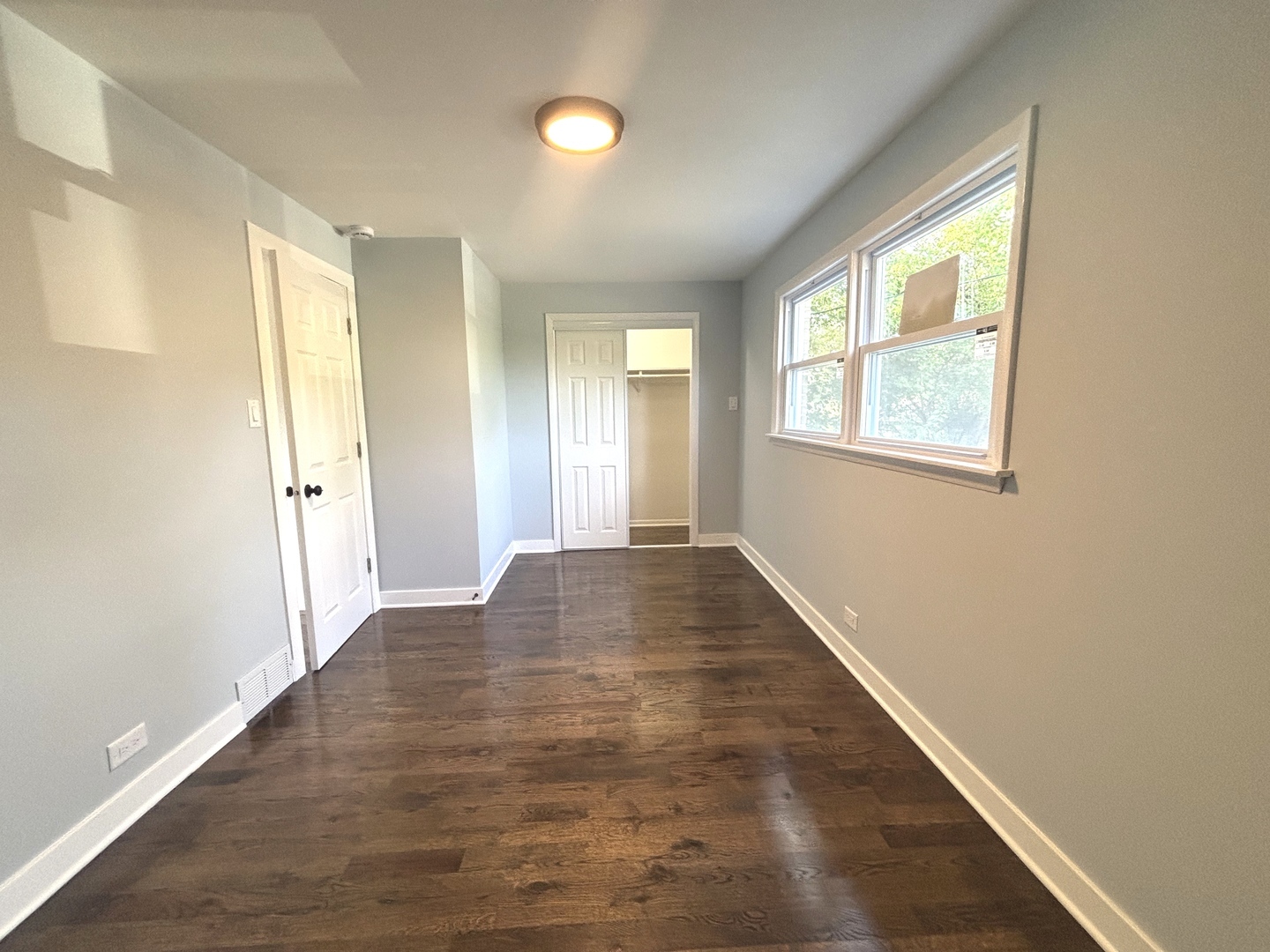 15711 Dixie Highway Property Photo 13