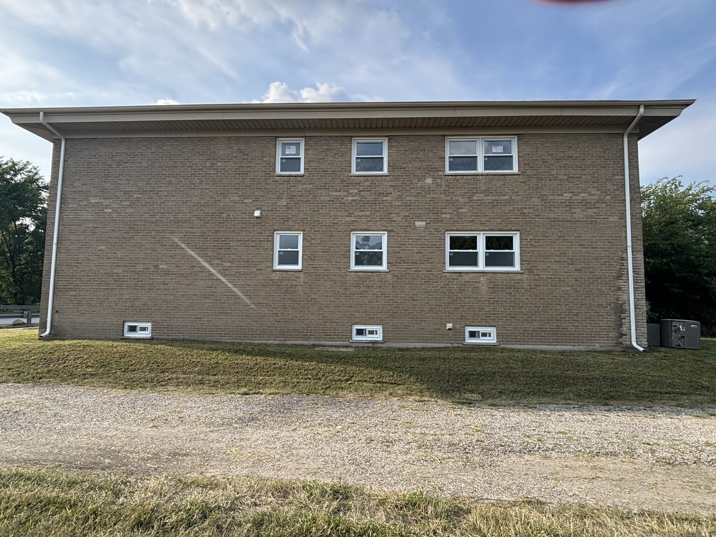 15711 Dixie Highway Property Photo 34