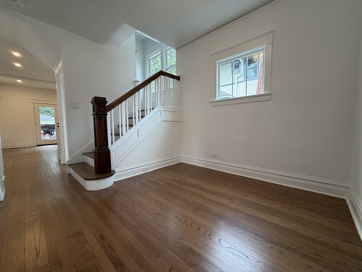 12757220 Property Photo 4