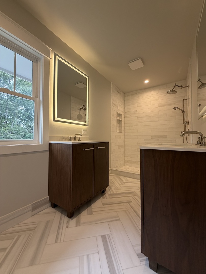 12757220 Property Photo 10