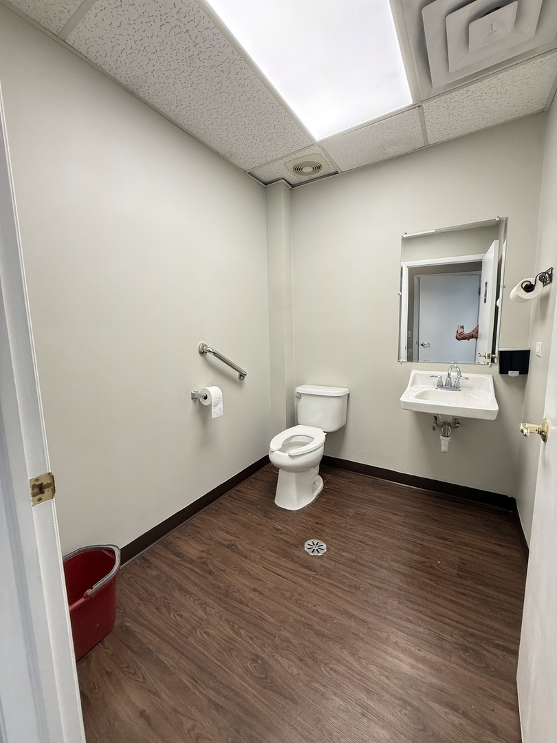 233 Dundee Avenue Property Photo 4