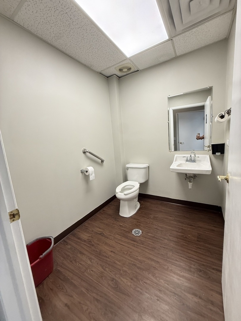 233 Dundee Avenue Property Photo 5