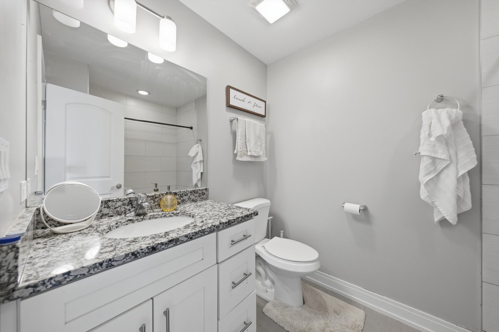 6451 S New England Avenue 4 Property Photo 7