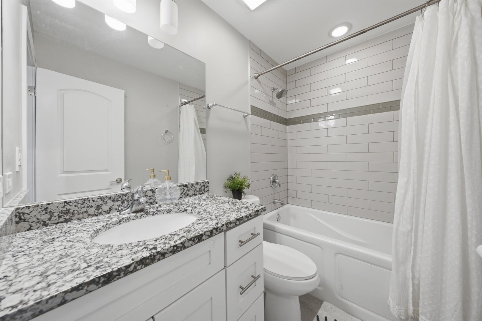 6451 S New England Avenue 4 Property Photo 11