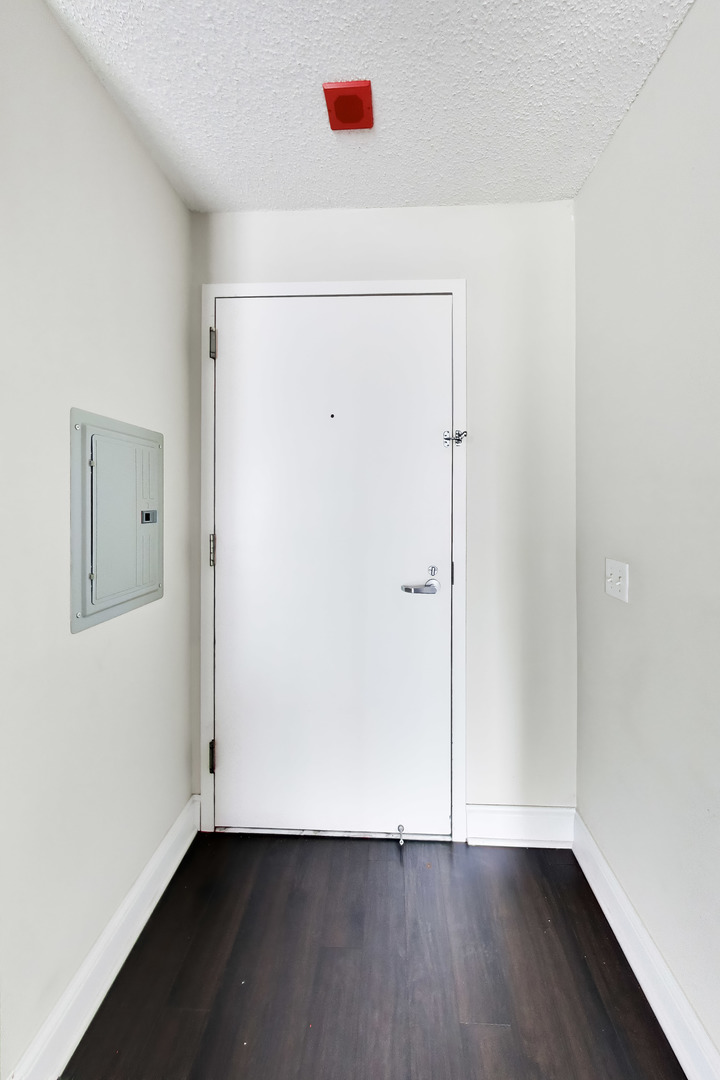 545 N Dearborn Street 2309 Property Photo 10