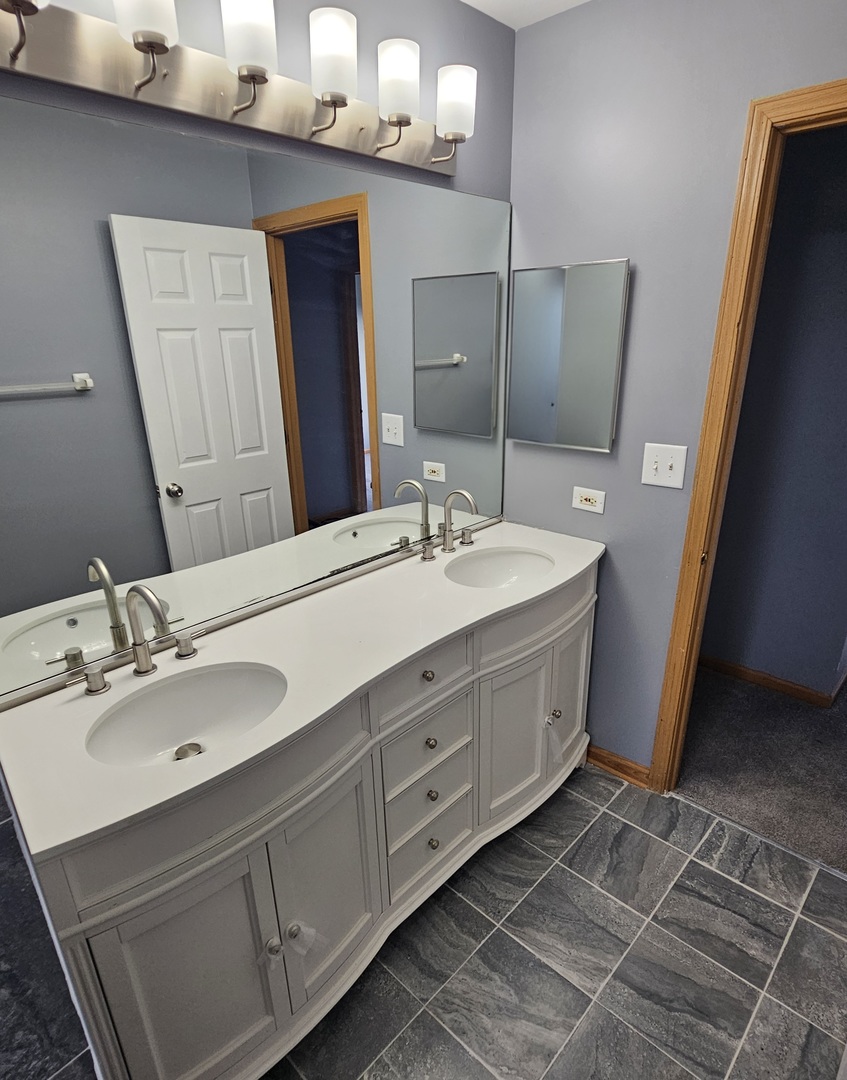 2542 Shauna Drive Property Photo 19