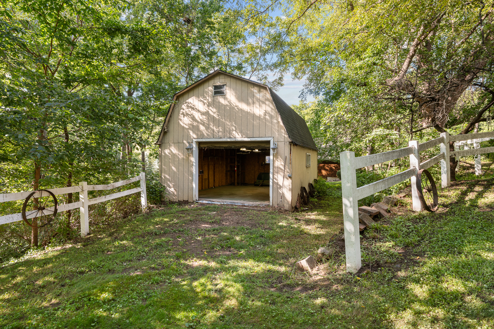 1100 34th Avenue Property Photo 17