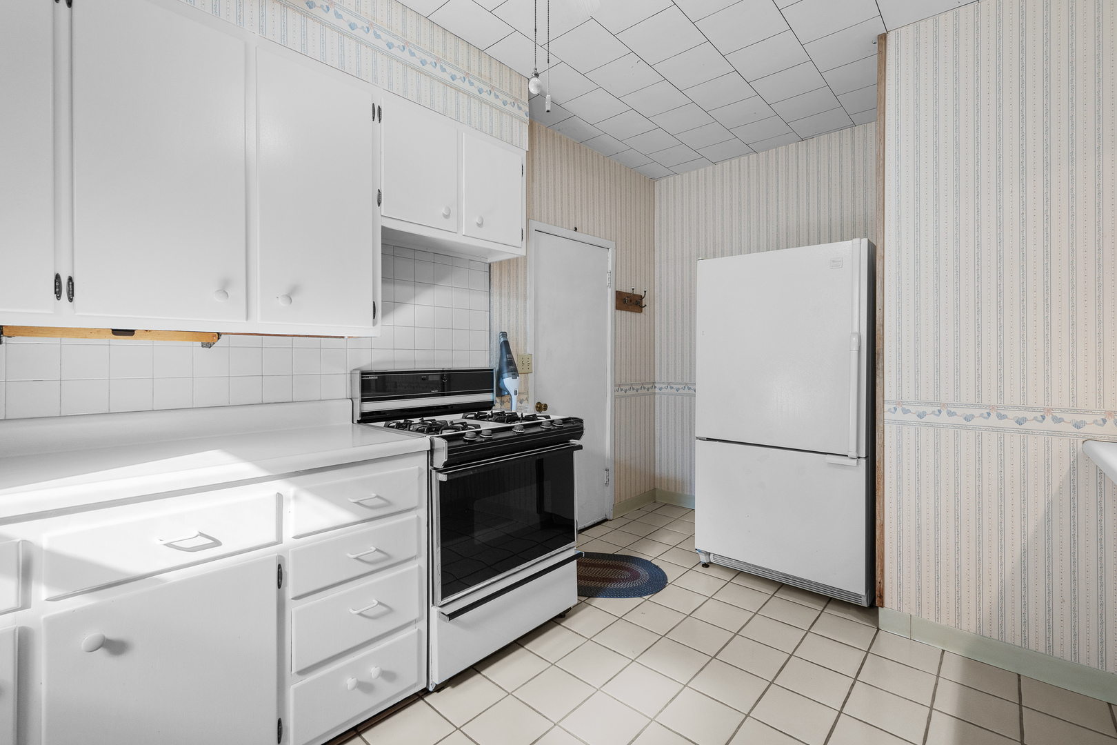 1100 34th Avenue Property Photo 35