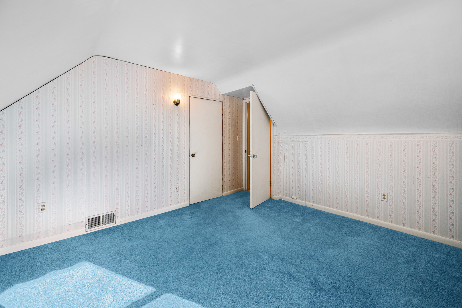 1100 34th Avenue Property Photo 44