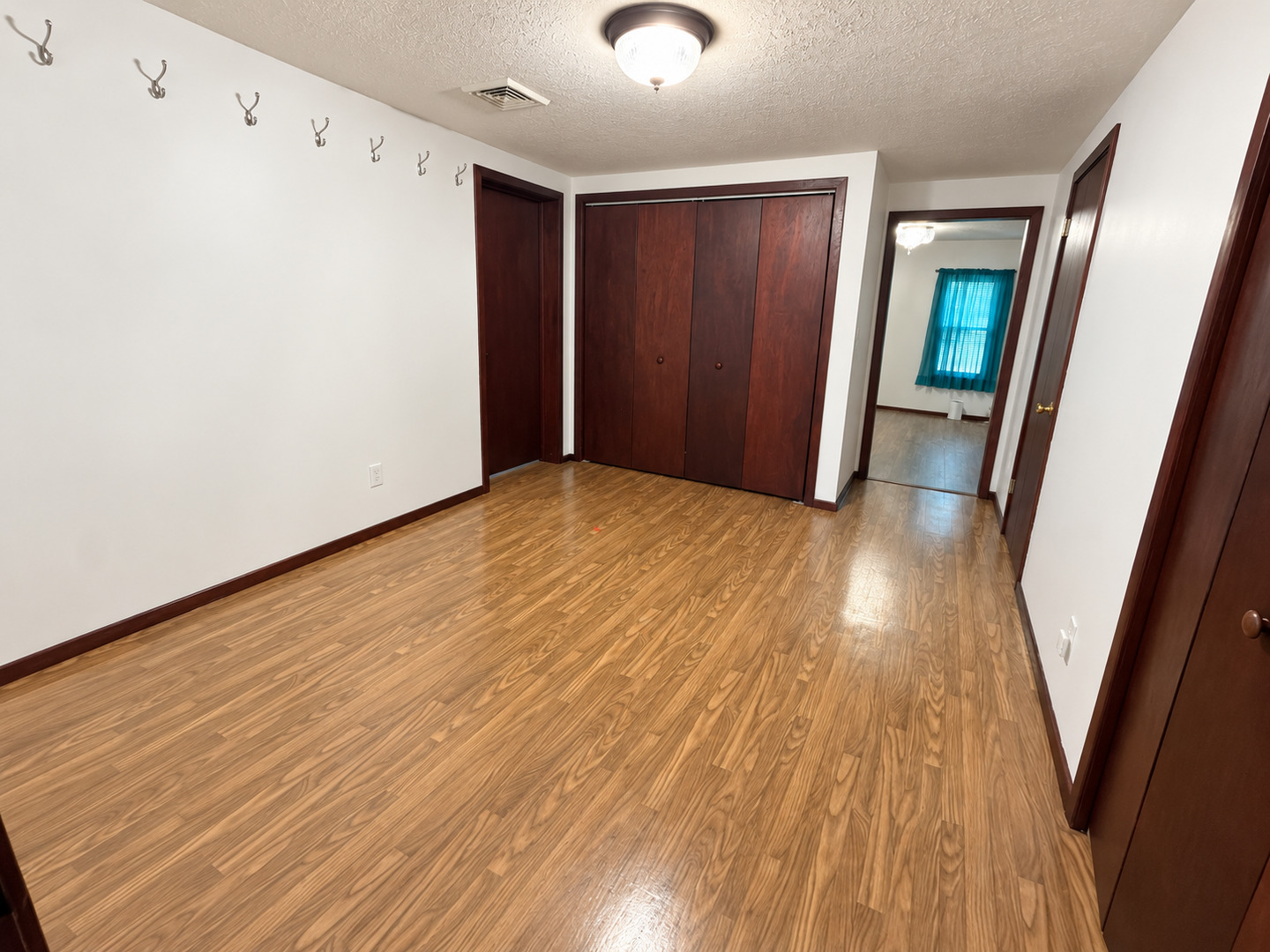328 Ida Street Property Photo 33