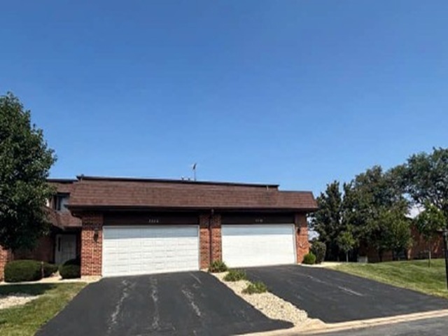 3220 195th Street Property Photo 2