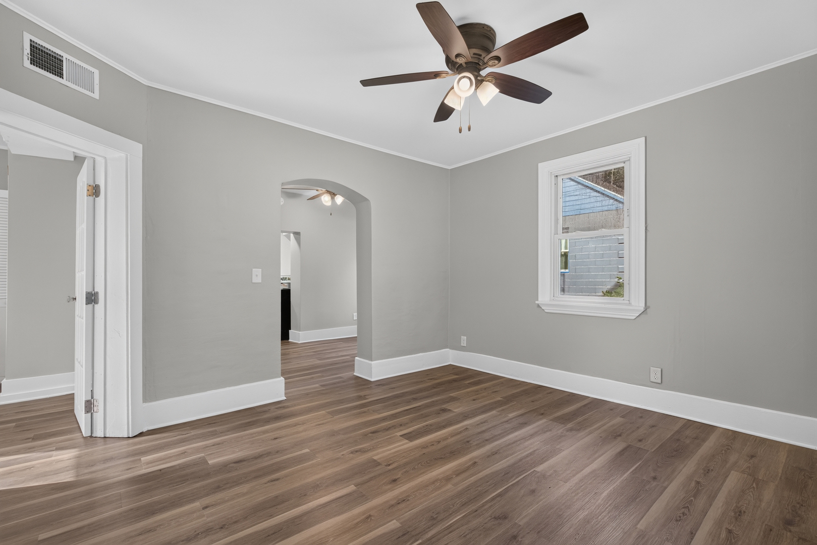 335 E Southmor Road Property Photo 6