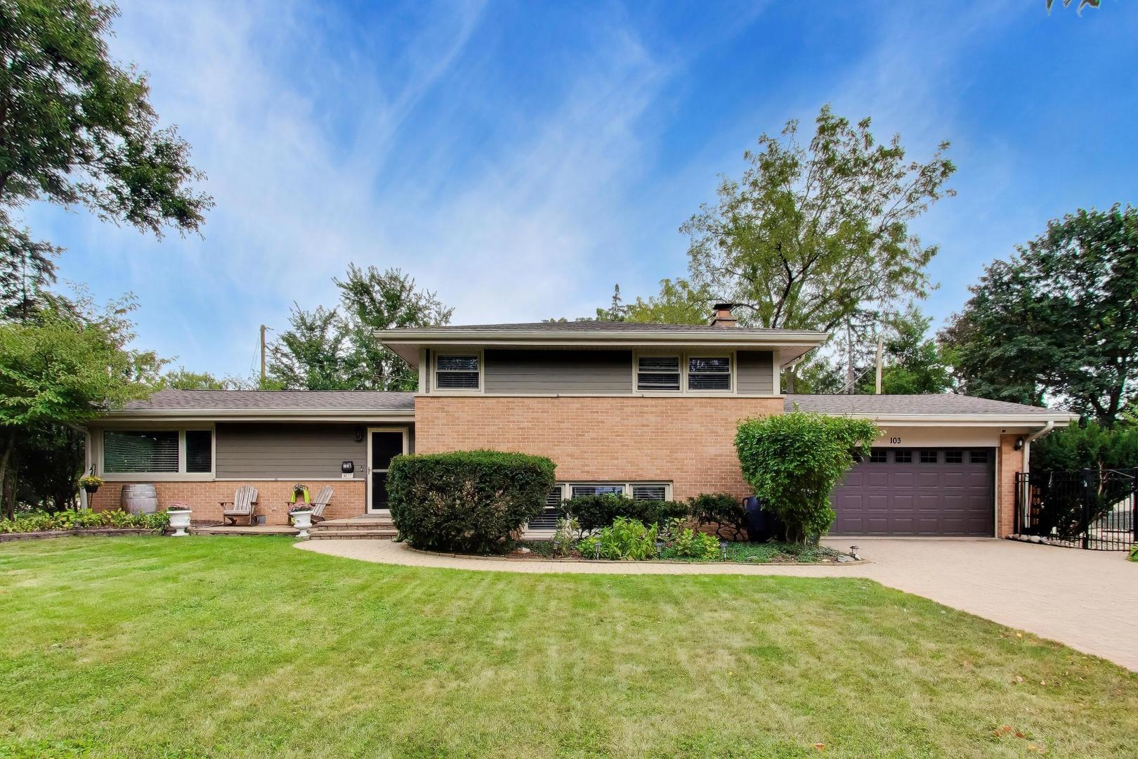 103 S Windsor Drive Property Photo 1