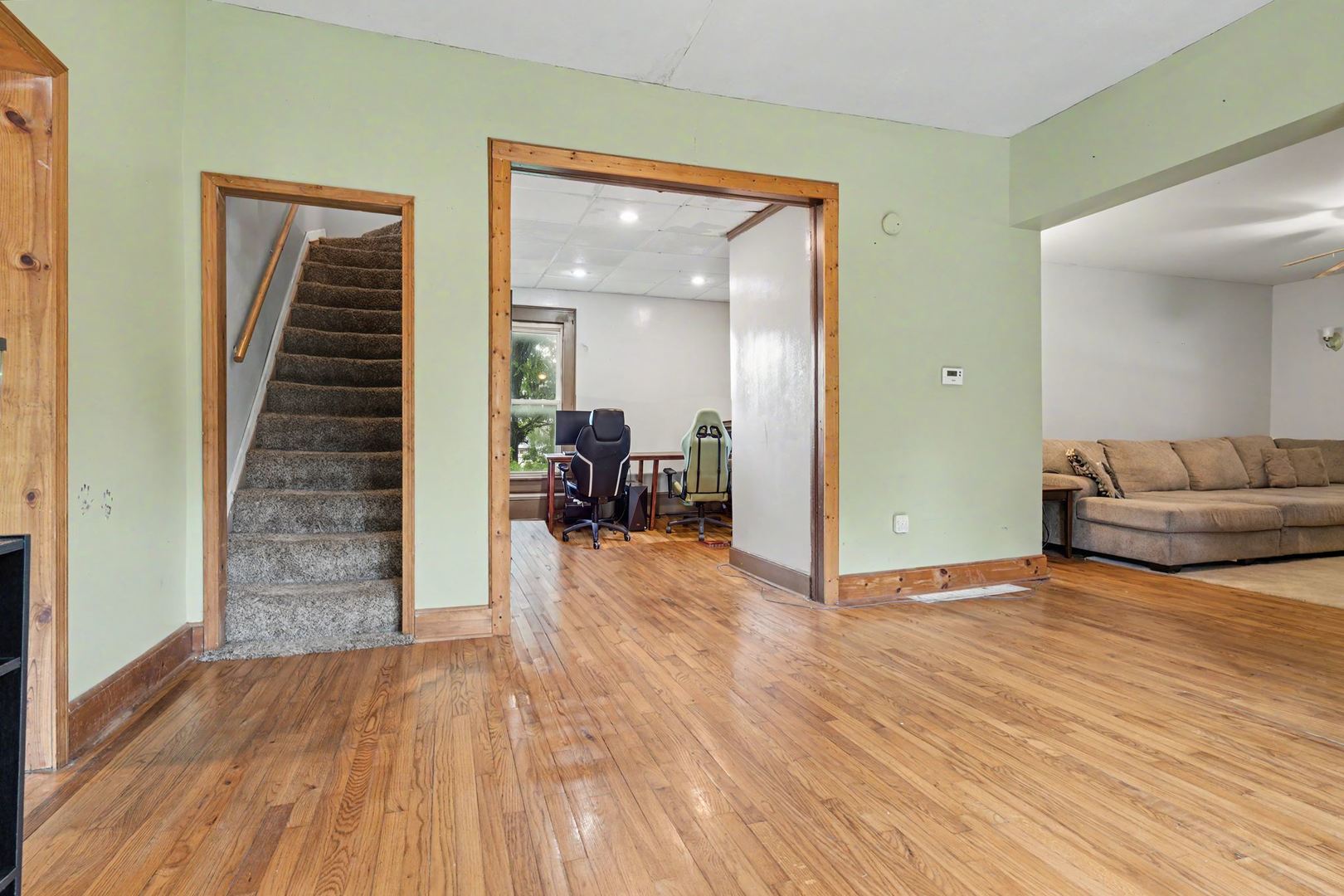 102 E North Street Property Photo 10
