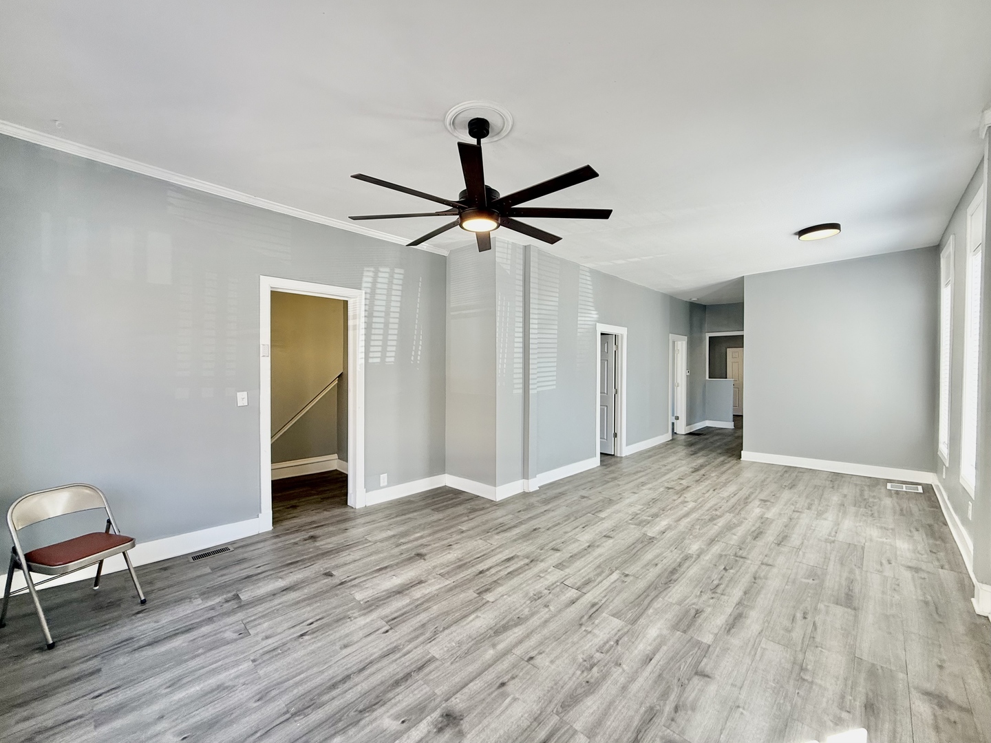 2947 W Cortland Street Property Photo 21