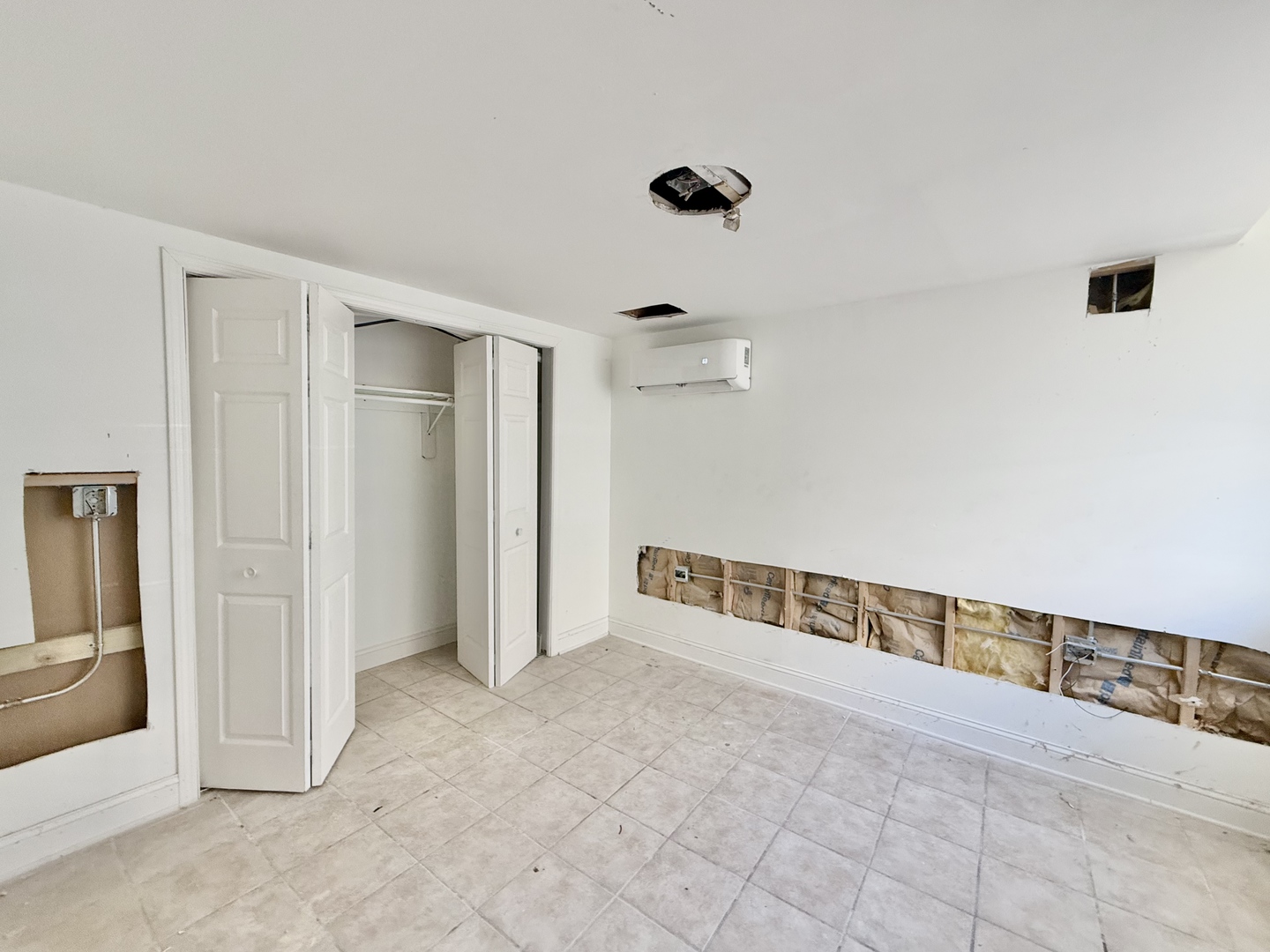 2947 W Cortland Street Property Photo 38