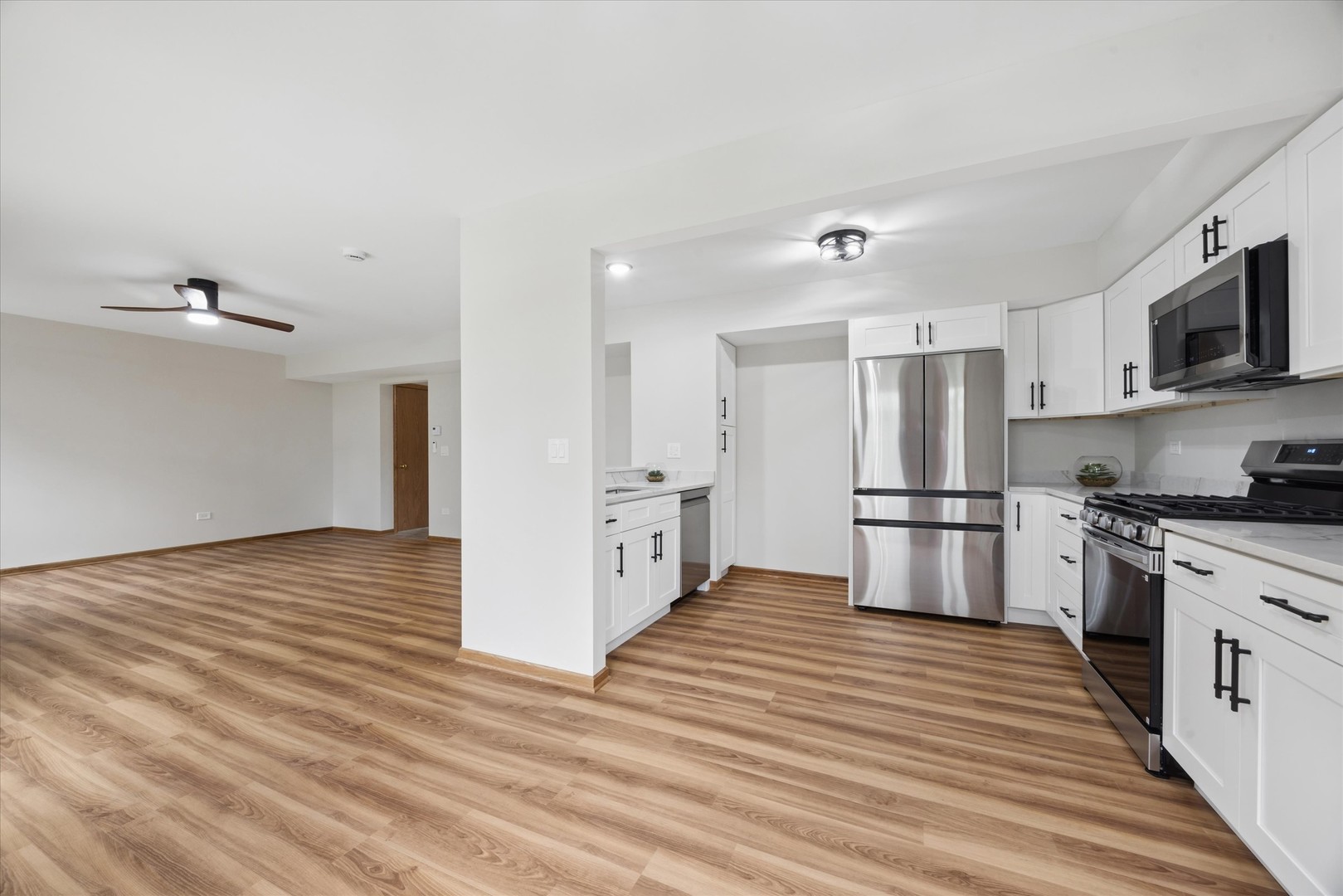 11132 Eaton Court Property Photo 7