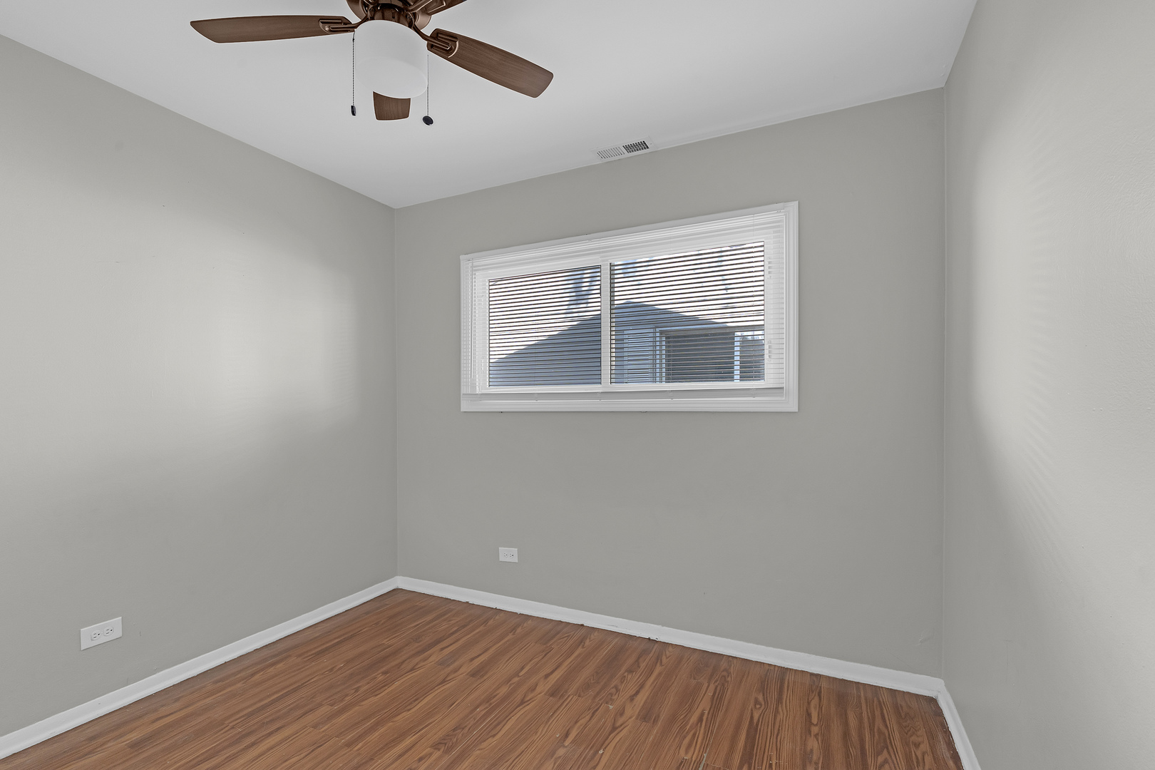 63 W Manchester Drive Property Photo 6