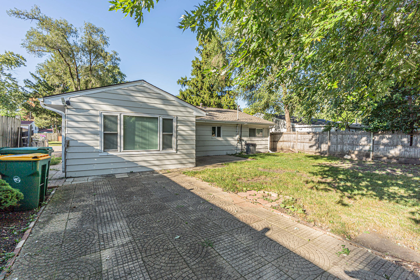 63 W Manchester Drive Property Photo 16