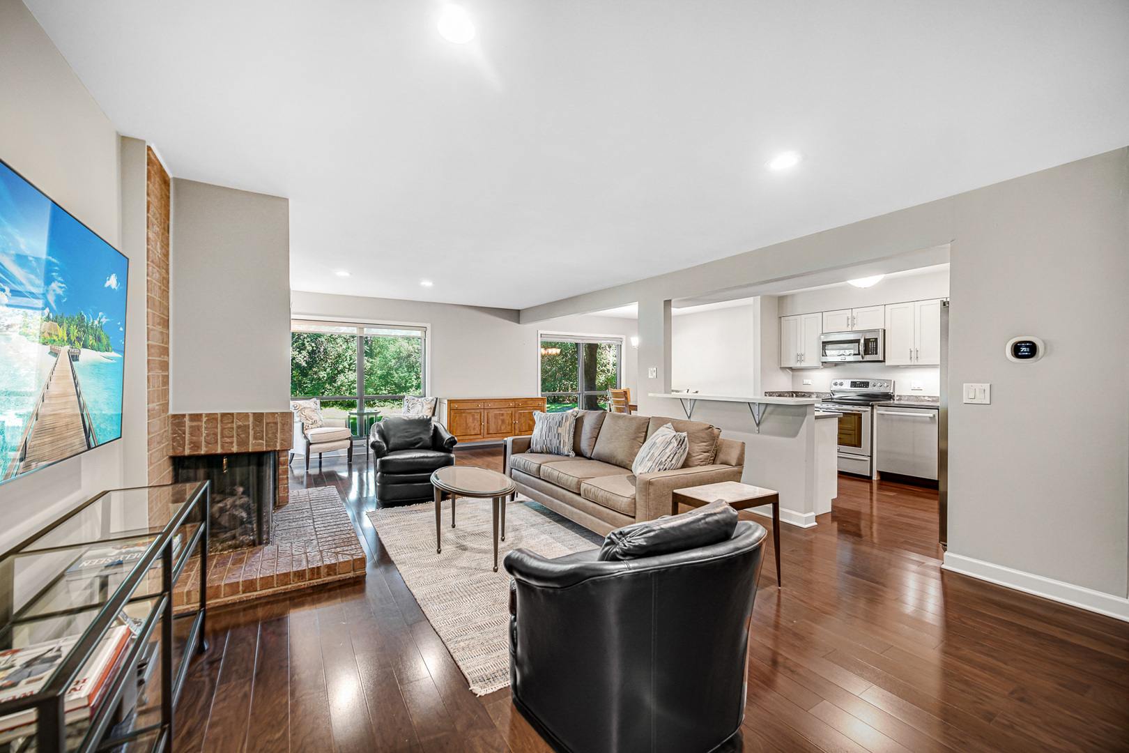 1066 Shermer Road 11 Property Photo 4