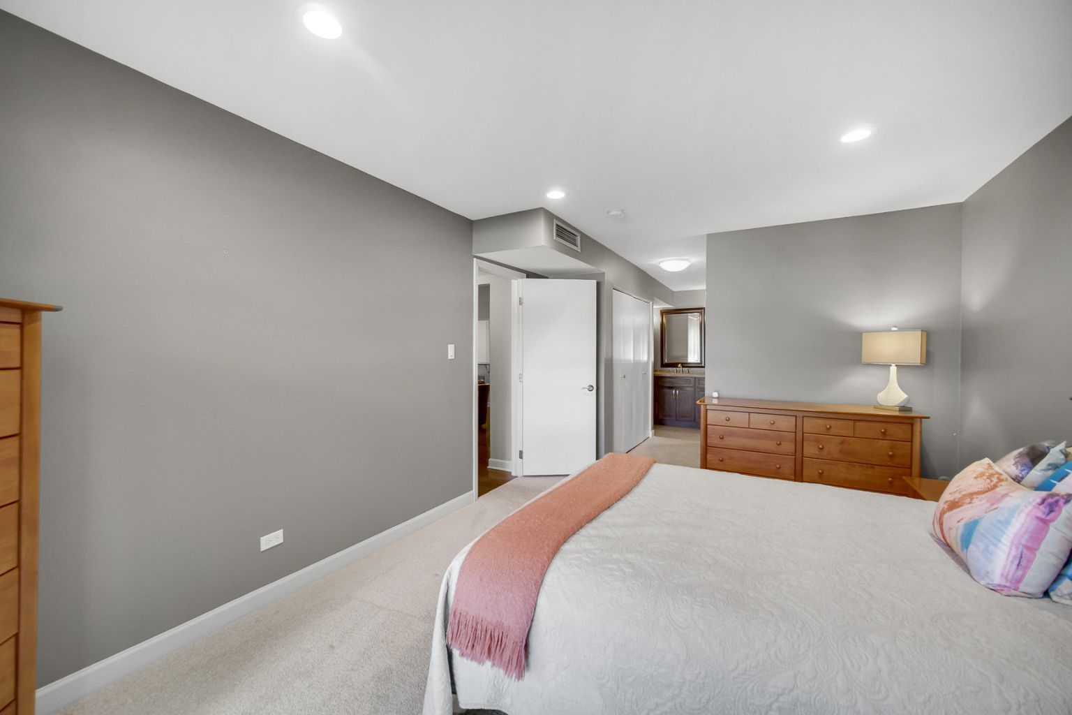 1066 Shermer Road 11 Property Photo 12