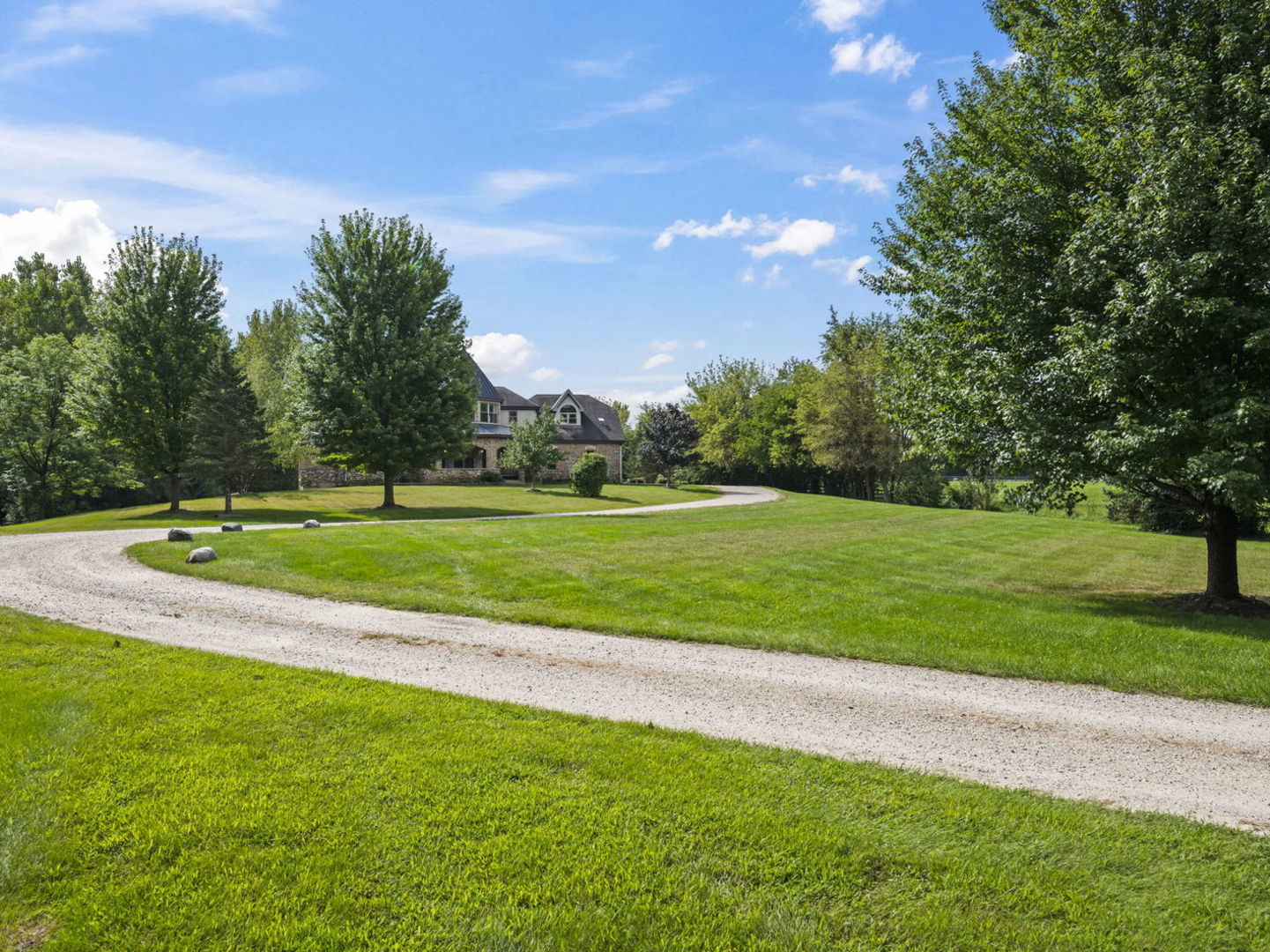 15309 Kishwaukee Valley Road Property Photo 7