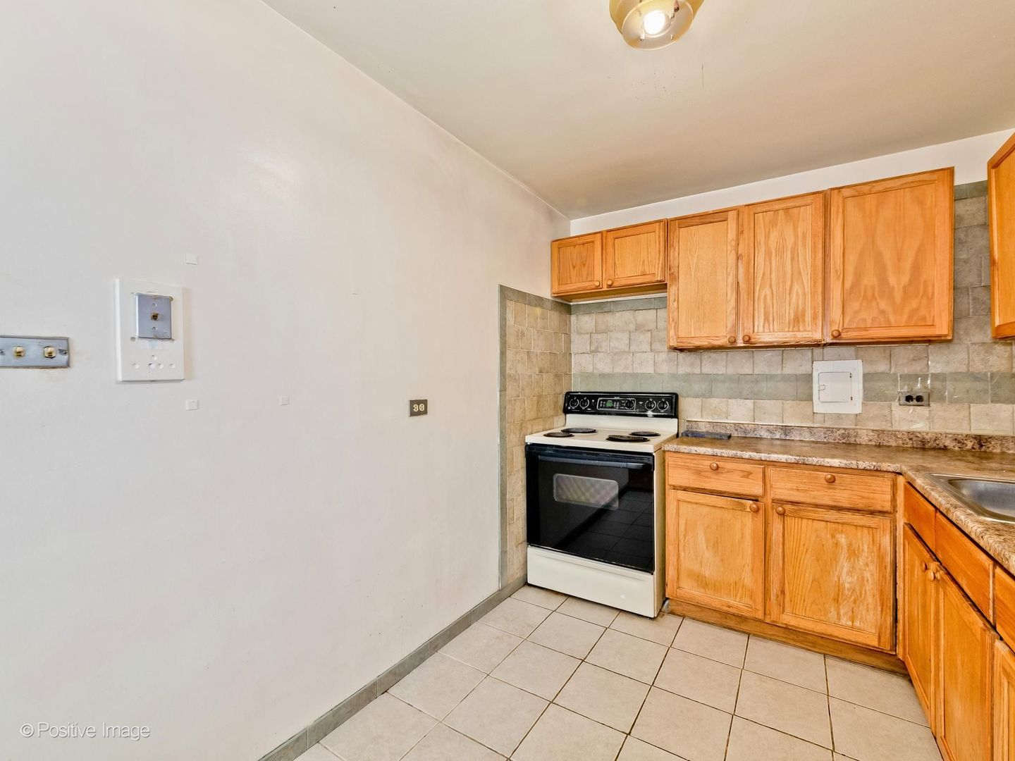 6300 N Sheridan Road 204 Property Photo 9