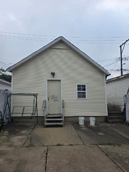 3341 S Hamilton Avenue Property Photo 2