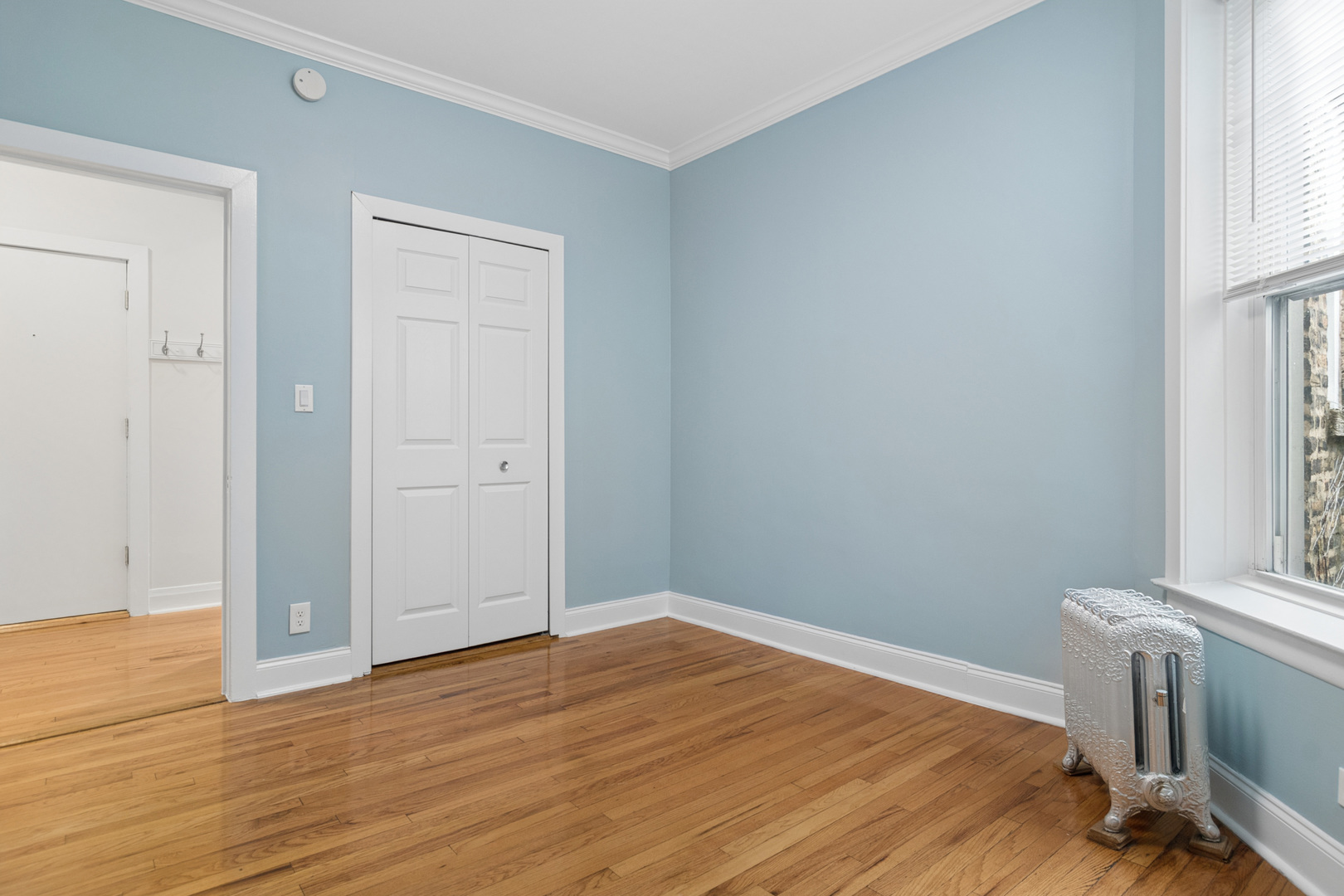1057 W Berwyn Avenue 3 Property Photo 16