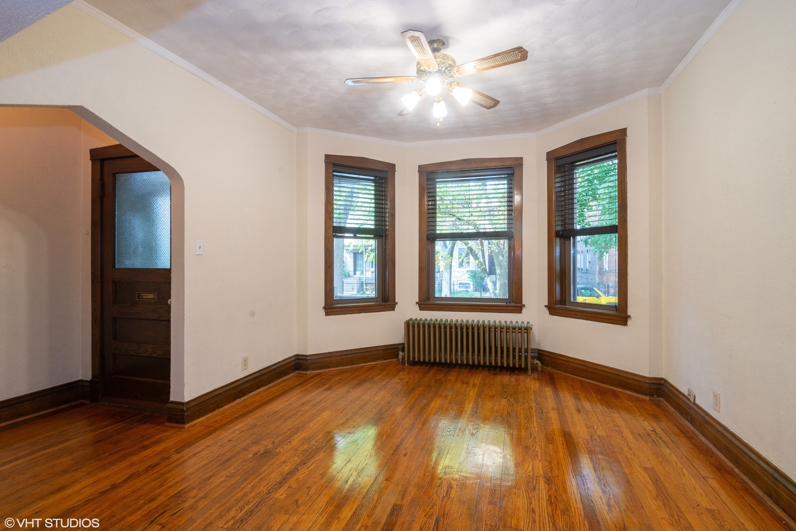 1723 W Balmoral Avenue 1 Property Photo 3