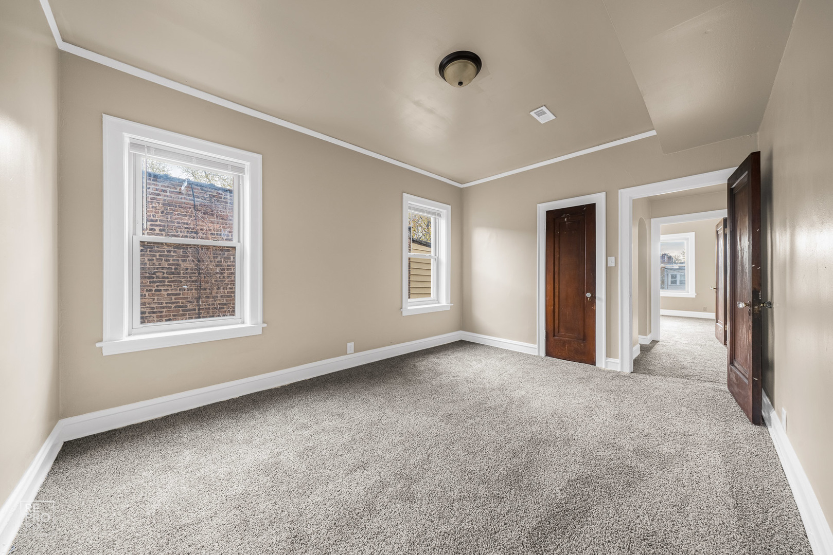 7751 S Saginaw Avenue 3 Property Photo 10