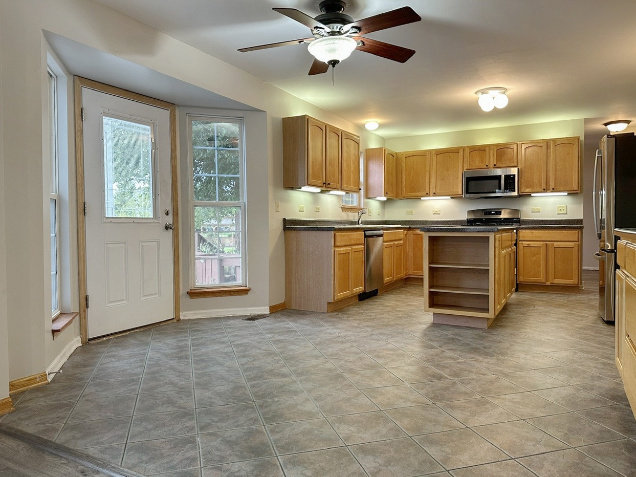 1907 Ridge Moor Drive Property Photo 13