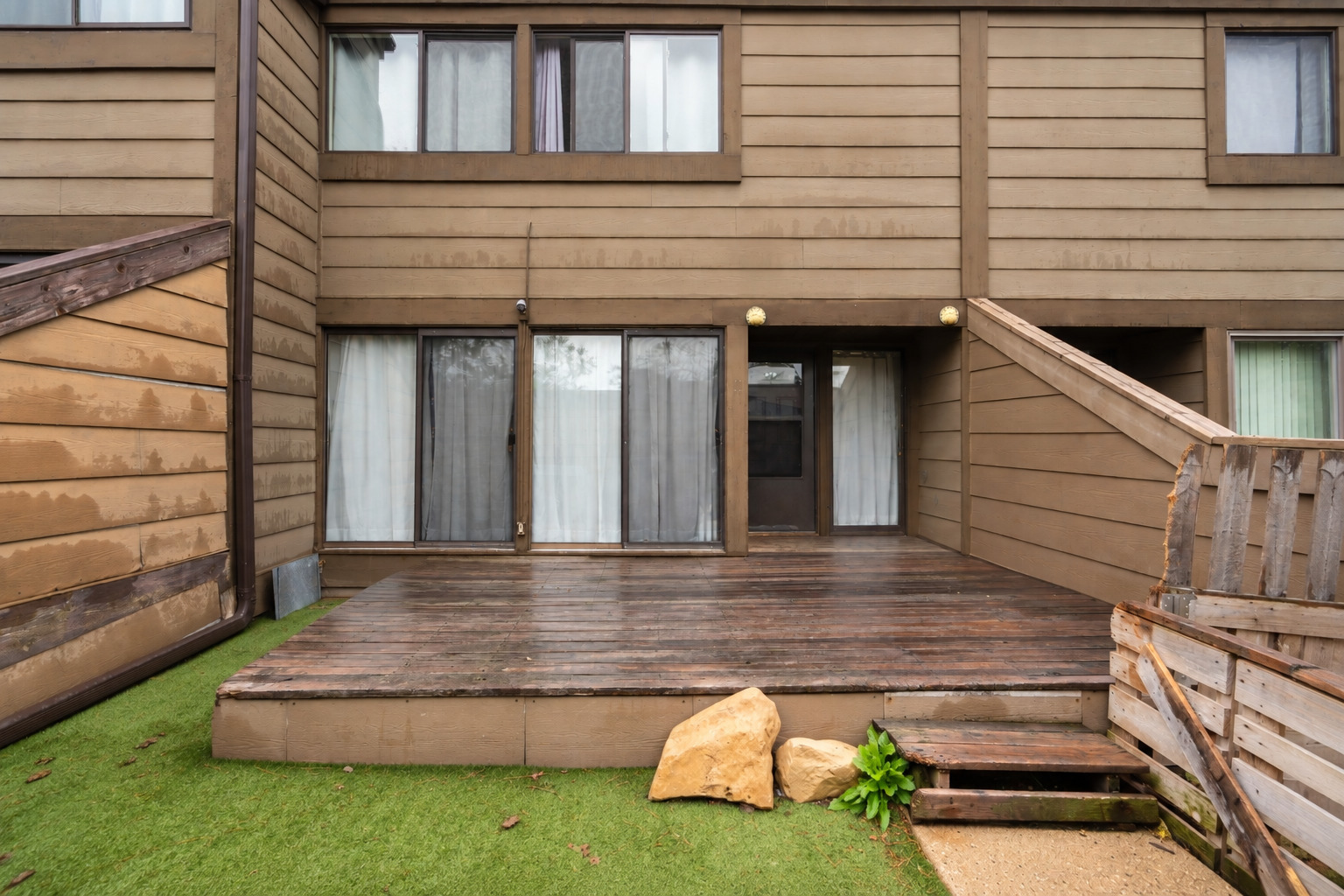 175 Aberdeen Court Property Photo 2