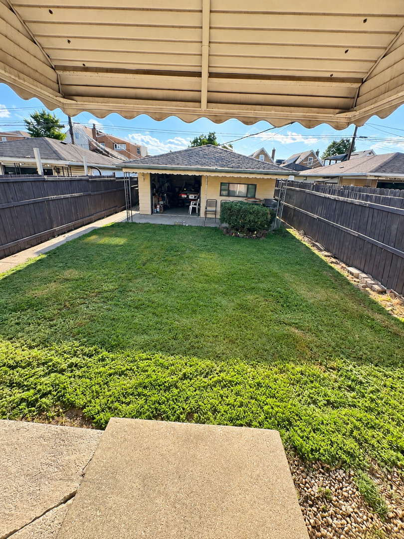 6114 S Parkside Avenue Property Photo 2