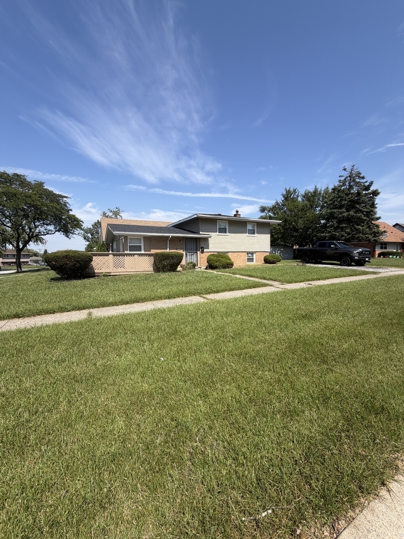 16767 Sunset Ridge Drive Property Photo 1