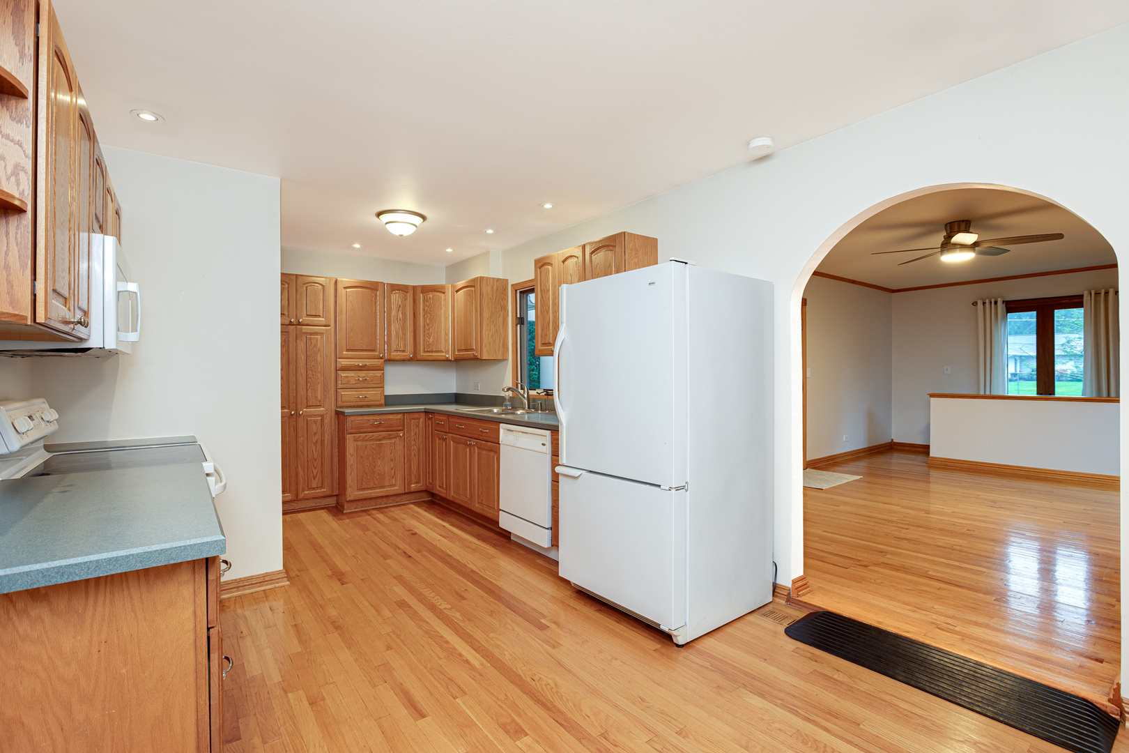 0s364 Jefferson Street Property Photo 5