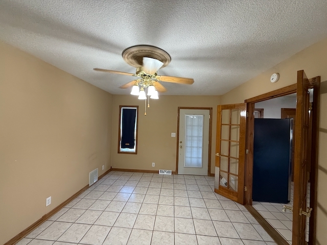 2358 W Lombard Street Property Photo 9