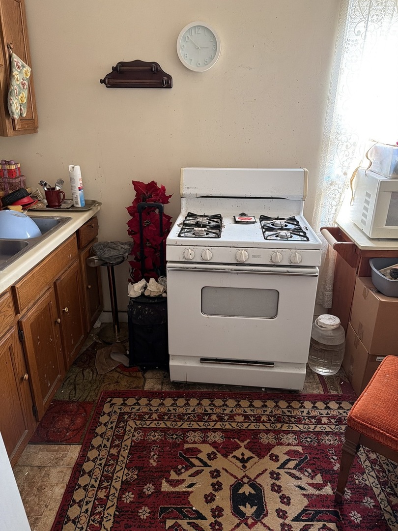 1030 N Mason Avenue Property Photo 7